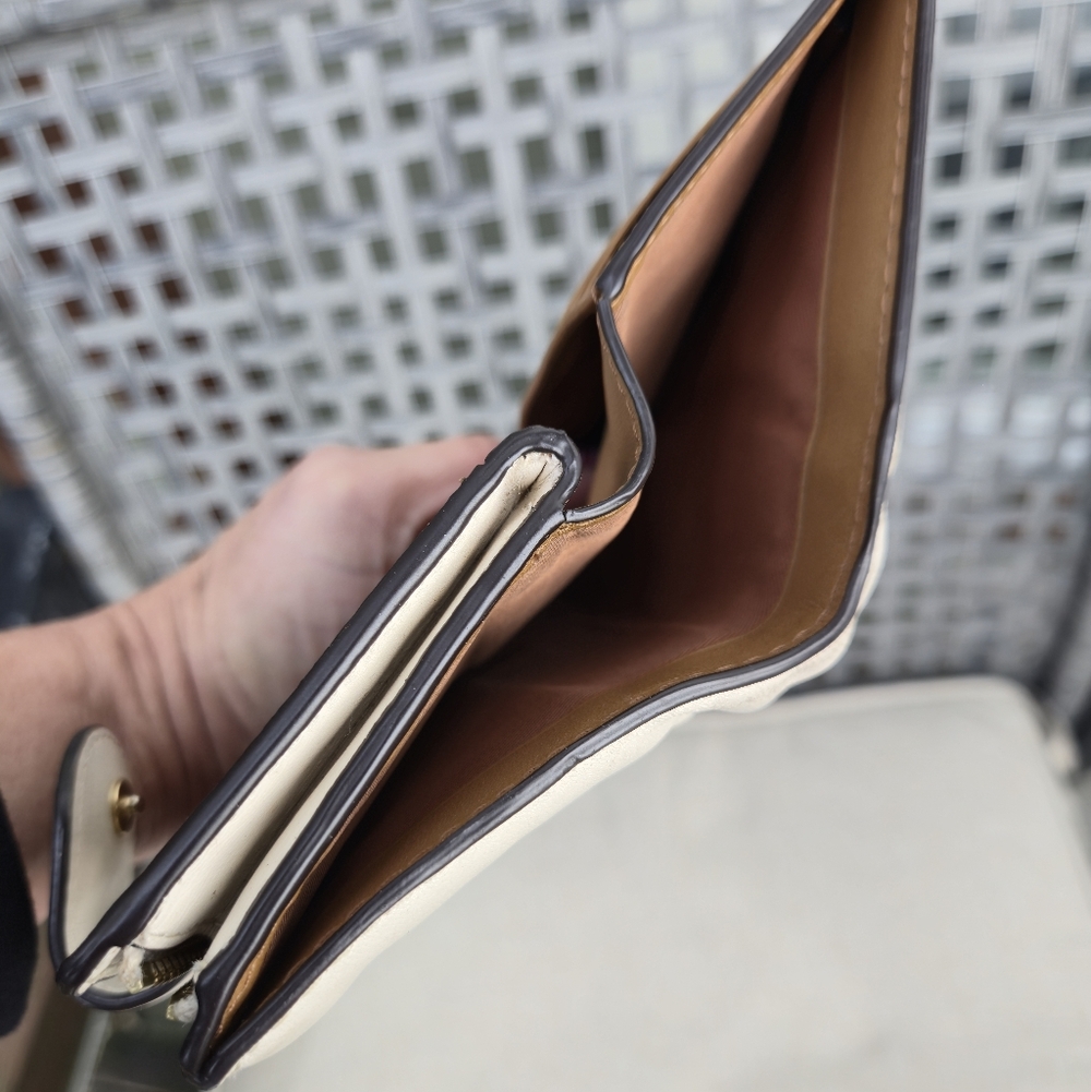 Coach Medium Corner Zip Wallet - Picture 15 of 15
